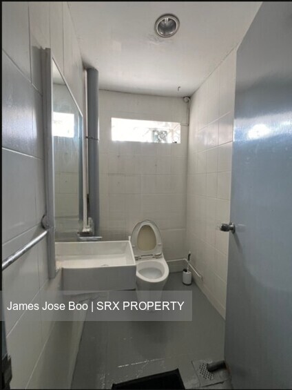 Cheap Tanjong Pagar level 2 office | No lift | Avail now (D2), Shop House #543950861
